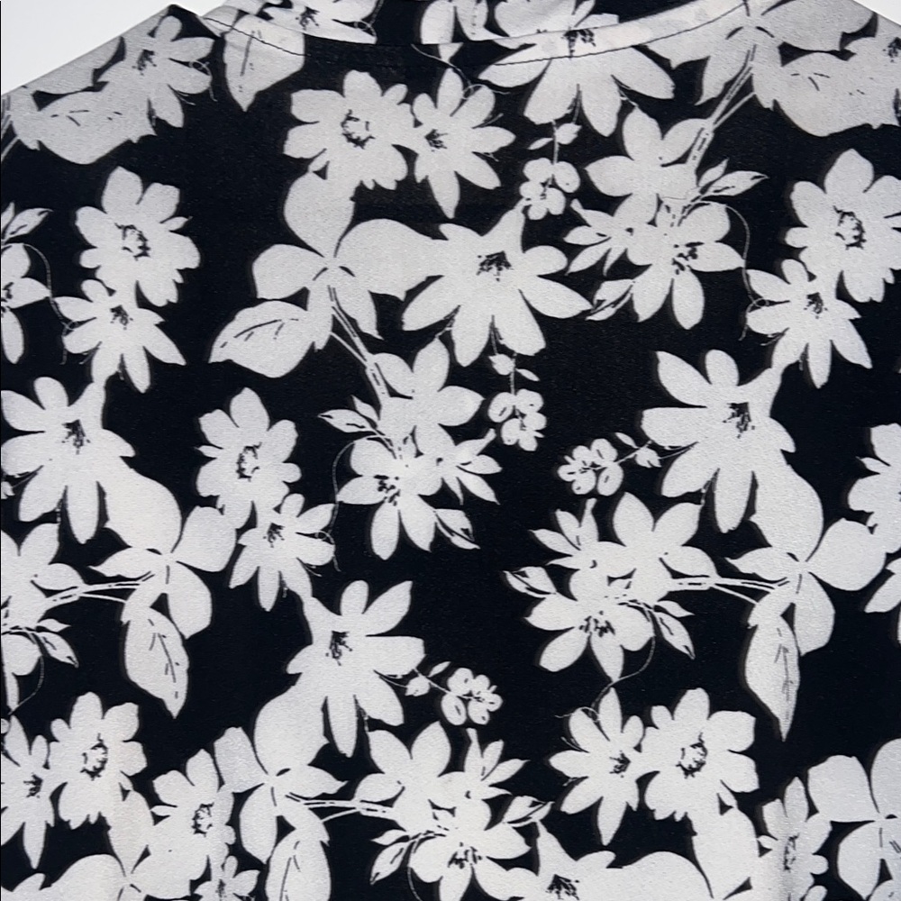 Adrienne Vittadini Monochrome Floral Tie-Neck Blouse - Picture 4 of 8